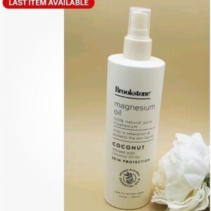 Brookstone Coconut Infused Magnesium Oil NEW